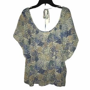 Love  21 - Junior’s Chiffon Blouse (Size: Medium)
